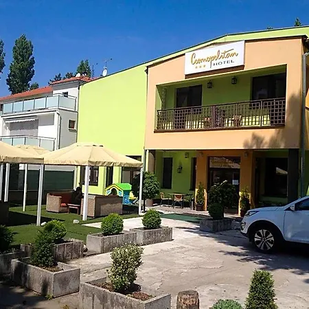 Hotel Garni Cosmopolitan 3*
