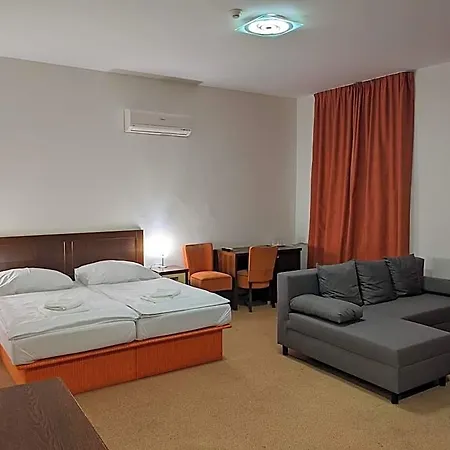 Hotel Garni Cosmopolitan