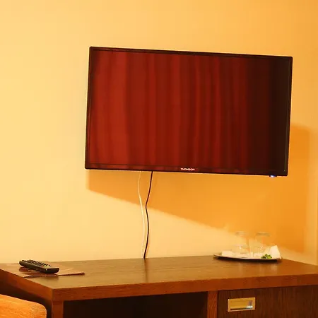 Garni Cosmopolitan 3*