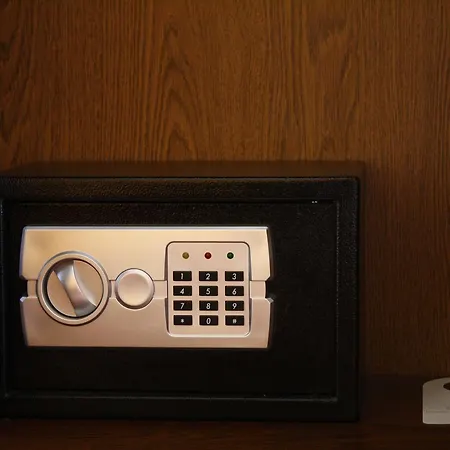 Garni Cosmopolitan 3*